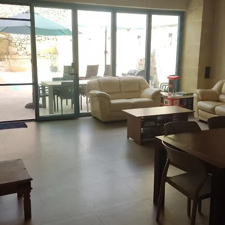 Sunflower Farmhouse, Xewkija, Gozo Casa de Férias Xewkija