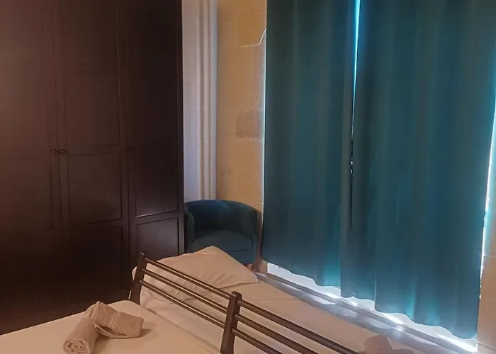 Sunflower Farmhouse, Xewkija, Gozo Xewkija